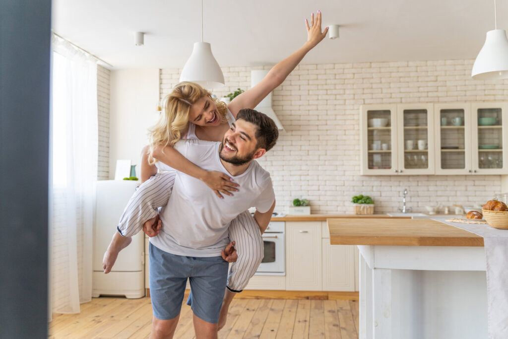 Sutton Manor in New Rochelle: A Neighborly Enclave of Charm, Community, and Classic Coastal Living